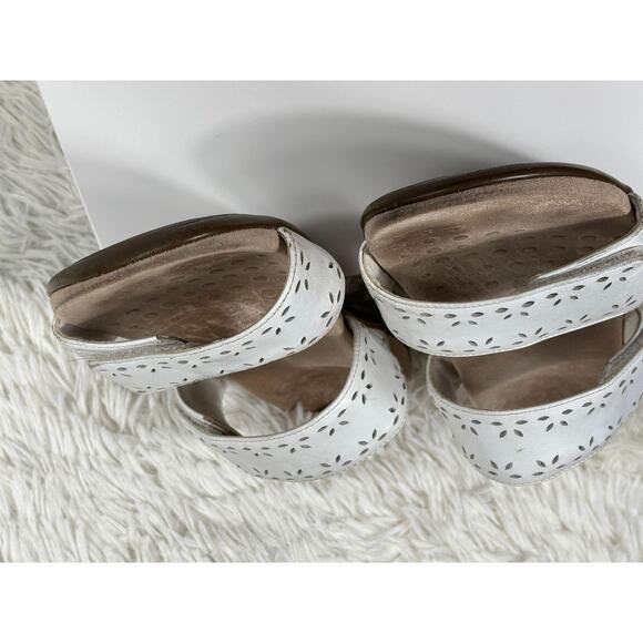 Vionic Randi LTHR Sandals Shoes Womens Size 9 White Slide Two Strap Comfort - Picture 6 of 7